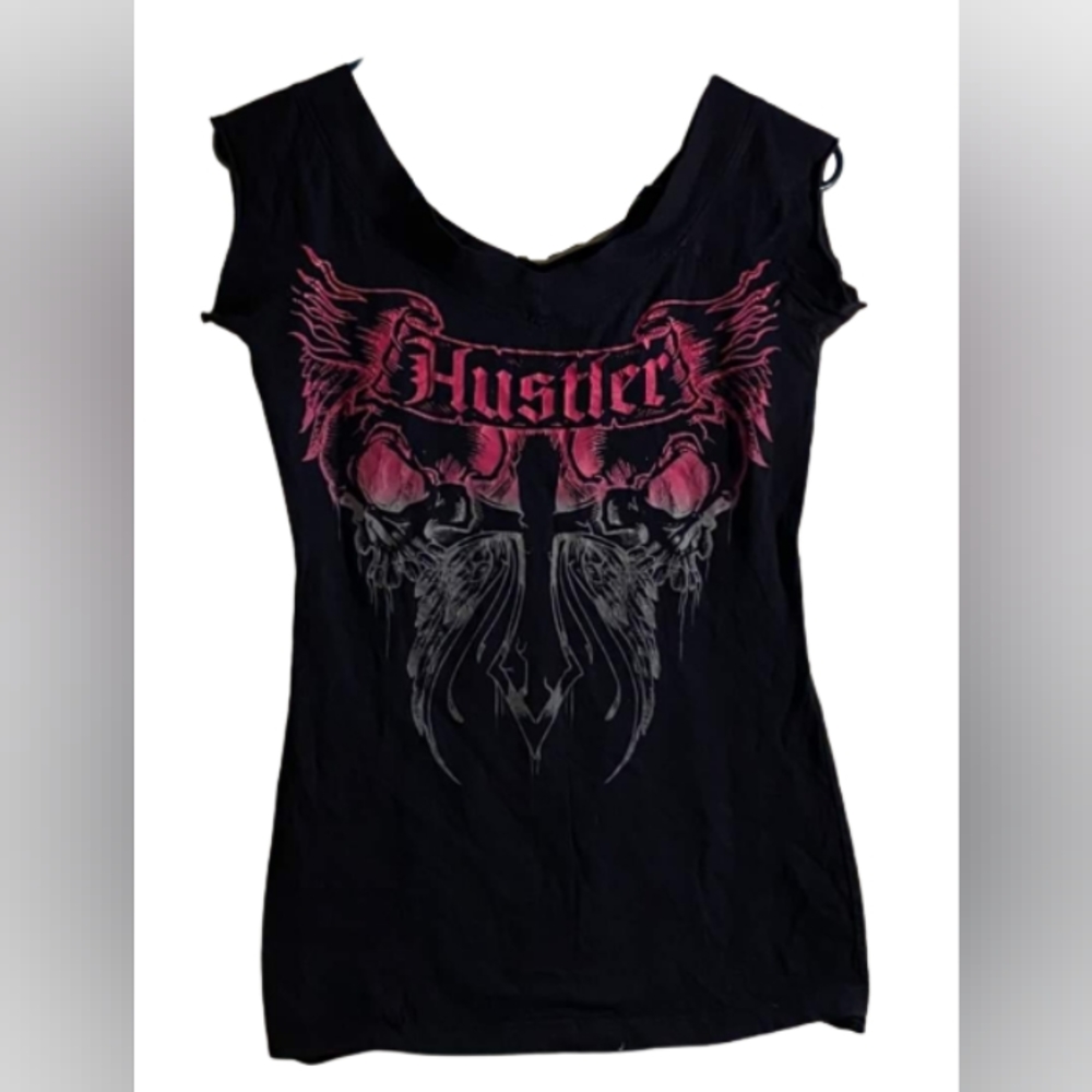 Hustlers t shirt